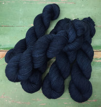 Load image into Gallery viewer, Superwash BFL Nylon Ultimate Sock Yarn, 100g/3.5oz, Alice