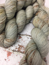 Load image into Gallery viewer, Superwash Bluefaced Leicester Nylon Ultimate Sock Yarn, 100g/3.5oz, 1000 Doves