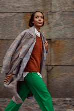 Load image into Gallery viewer, Laine Magazine - Issue 16, Winter 2023