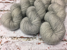 Load image into Gallery viewer, Superwash Merino Single Ply Fingering Yarn, 100g/3.5oz, Misty Day
