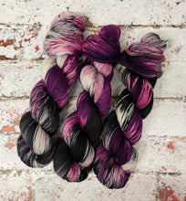 Load image into Gallery viewer, Superwash BFL Nylon Ultimate Sock Yarn, 100g/3.5oz, Storm in a Teacup