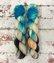 Load image into Gallery viewer, Superwash Bluefaced Leicester Nylon Ultimate Sock Yarn, 100g/3.5oz, Tundra