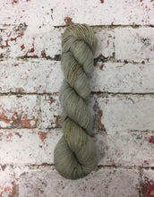 Load image into Gallery viewer, Superwash Bluefaced Leicester Nylon Ultimate Sock Yarn, 100g/3.5oz, 1000 Doves