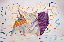 Load image into Gallery viewer, Painting Shawls by Stephen West (Westknits)