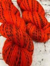 Load image into Gallery viewer, Superwash Zebra 4 Ply Fingering Yarn, 100g/3.5oz, Orange Colored Sky