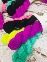 Load image into Gallery viewer, Superwash Merino Nylon DK/Light Worsted Minis, 100g/3.5oz, Acceptable In The 80s