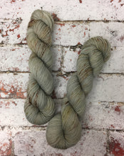 Load image into Gallery viewer, Superwash Bluefaced Leicester Nylon Ultimate Sock Yarn, 100g/3.5oz, 1000 Doves