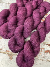 Load image into Gallery viewer, Yak 4 Ply Fingering Yarn, 100g/3.5oz, Candy Perfume