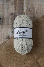 Load image into Gallery viewer, Emu Classic Tweed Chunky, 100g
