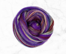 Load image into Gallery viewer, Christmas Wrapping wool top spinning fibre fiber
