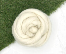 Load image into Gallery viewer, Cormo wool
