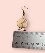 Load image into Gallery viewer, Louet Earrings S10
