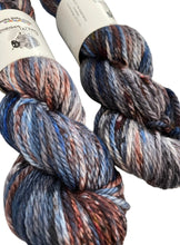 Load image into Gallery viewer, Superwash Chunky Merino, 100g/3.5oz, Leather and Jeans
