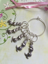 Load image into Gallery viewer, Set of 5 Mermaids Stitch Markers
