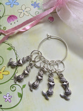 Load image into Gallery viewer, Set of 5 Mermaids Stitch Markers
