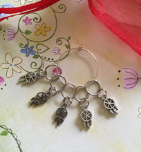 Load image into Gallery viewer, Set of 5 Dreamcatchers Stitch Markers
