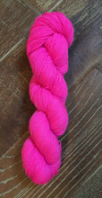 Load image into Gallery viewer, SEXY SINGLES - Superwash Merino Nylon Sparkle Sock Yarn, 100g, Fame
