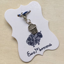 Load image into Gallery viewer, Cupcake Stitch Marker
