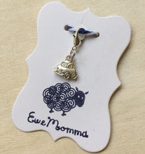 Load image into Gallery viewer, Car Stitch Marker
