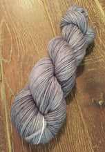 Load image into Gallery viewer, Superwash Merino DK/Light Worsted Yarn Wool, 100g/3.5oz, Isaac
