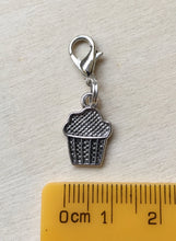 Load image into Gallery viewer, Cupcake Stitch Marker
