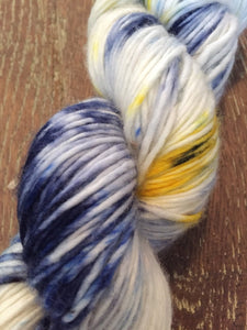 SEXY SINGLES - Superwash Merino DK/Light Worsted Single Ply Yarn, 100g/3.5oz, I Love New York