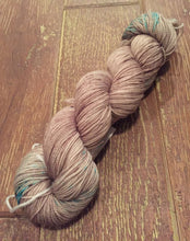 Load image into Gallery viewer, SEXY SINGLES - Superwash Merino Nylon Sock Yarn, 100g/3.5oz, John Wayne
