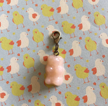 Load image into Gallery viewer, Gummy Bear Stitch Marker
