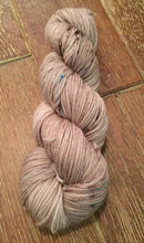 Load image into Gallery viewer, SEXY SINGLES - Superwash Merino DK/Light Worsted Yarn Wool, 200g, John Wayne
