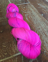 Load image into Gallery viewer, SEXY SINGLES - Superwash Merino Nylon Sock Yarn, 100g/3.5oz, Confetti Angel
