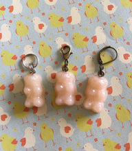 Load image into Gallery viewer, Gummy Bear Stitch Marker
