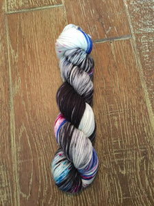Superwash Merino DK/Light Worsted Yarn Wool, 100g/3.5oz, A-Yo
