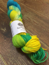 Load image into Gallery viewer, SEXY SINGLES - Superwash Merino Nylon Sock Yarn, 100g/3.5oz, Jazz
