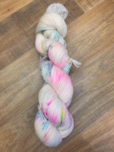 Load image into Gallery viewer, Superwash Merino Nylon Gold Glitter Sparkle Sock Yarn, 100g/3.5oz, Pop Tart
