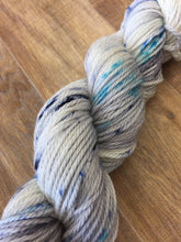 Load image into Gallery viewer, Superwash Merino Aran/Worsted Yarn Wool, 100g/3.5oz, Mirror On The Ceiling
