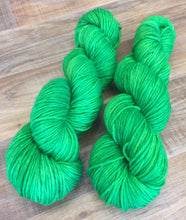 Load image into Gallery viewer, Superwash Merino DK/Light Worsted Yarn Wool, 100g/3.5oz, Hey Sucker

