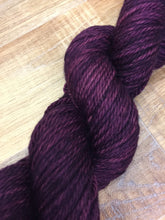 Load image into Gallery viewer, SEXY SINGLES - Superwash Merino Aran/Worsted Yarn Wool, 100g, Professor
