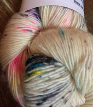 Load image into Gallery viewer, Superwash Merino Single Ply Fingering Yarn, 100g/3.5oz, Pop Tart
