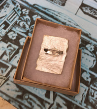 Load image into Gallery viewer, Knitted Effect Clay Brooch
