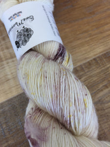 Superwash Merino Single Ply Fingering Yarn, 100g/3.5oz, Lavender Blonde