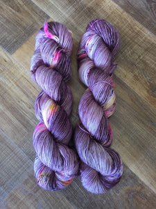 Superwash Merino Single Ply Fingering Yarn, 100g/3.5oz, Snuff