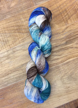 Load image into Gallery viewer, Superwash Merino Single Ply Fingering Yarn, 100g/3.5oz, Victorian Creeper

