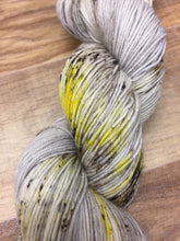 Load image into Gallery viewer, Superwash Bluefaced Leicester Nylon Ultimate Sock Yarn, 100g/3.5oz, Ida
