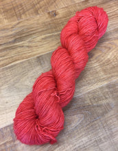 Load image into Gallery viewer, Superwash Merino Single Ply Fingering Yarn, 100g/3.5oz, Semi Solid, Neneh
