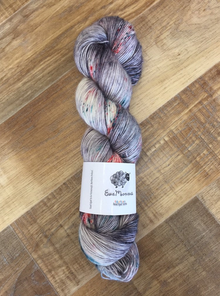 SEXY SINGLES - Superwash Merino Single Ply Fingering Yarn, 100g/3.5oz