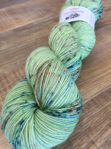 SEXY SINGLES - Superwash Bluefaced Leicester Nylon Ultimate Sock Yarn, 200g
