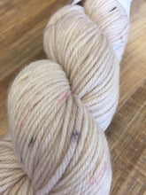 Load image into Gallery viewer, SEXY SINGLES - Superwash Merino DK/Light Worsted Yarn Wool, 100g/3.5oz
