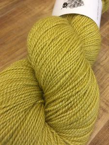 Non Superwash, No Nylon Corriedale Sock Yarn, 100g/3.5oz, Chicken Licken