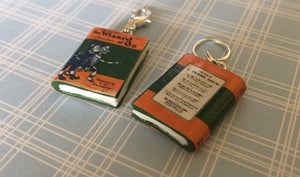 Miniature Book Charm Stitch Marker, The Wizard of Oz, L Frank Baum inspired
