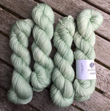 Load image into Gallery viewer, Superwash Merino DK/Light Worsted Yarn Wool, 100g/3.5oz, Whisperer
